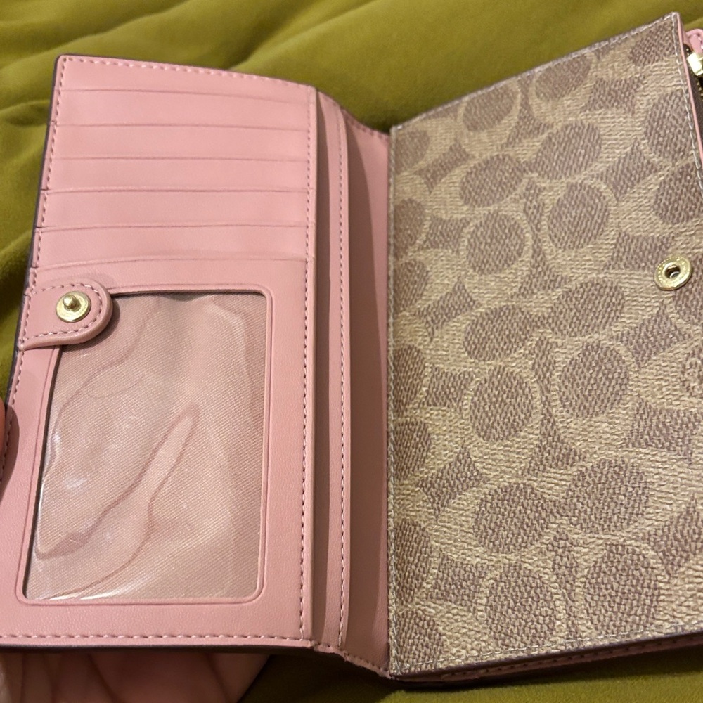 Coach Pink Wallet - Picture 14 of 15